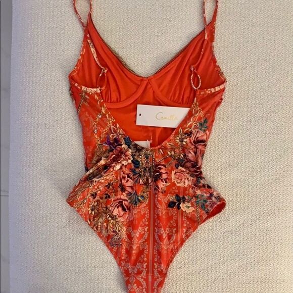 NWT Camilla Crystal V-Neck Red Wired One-piece And The Queen Wore Red - Picture 8 of 10